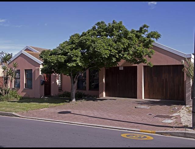 3 BEDROOM FREEHOLD SOLD IN TABLE VIEW